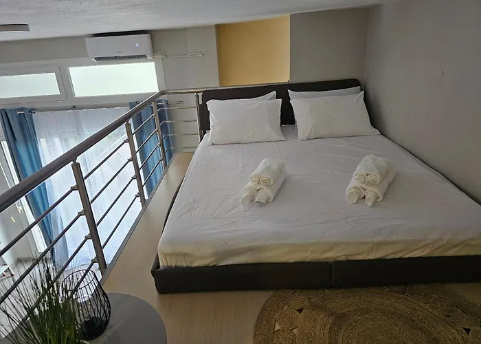 Lydia's Loft Kawala